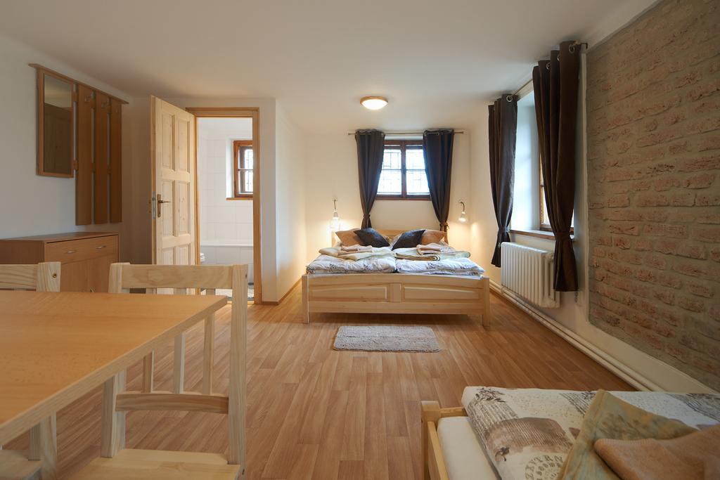 Hotel Usedlost Kotlarka Prag Zimmer foto