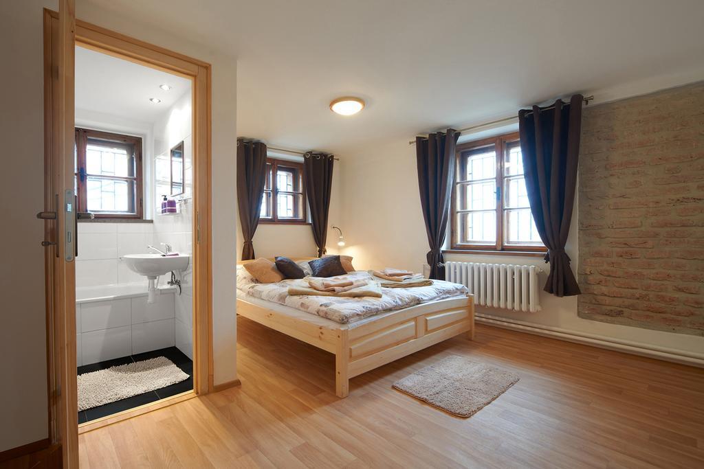 Hotel Usedlost Kotlarka Prag Zimmer foto